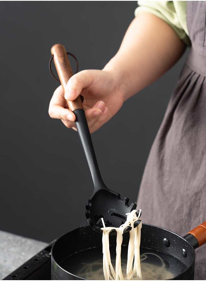 High Temperature Resistant Spatula